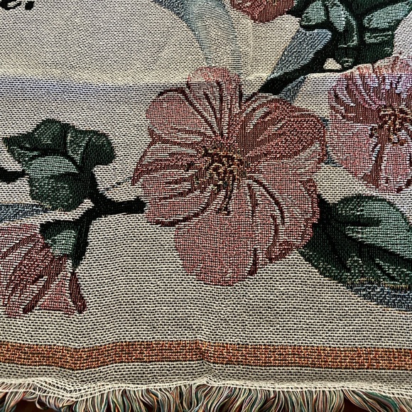 NWOT Daughter In Law Tapestry Throw Blanket 63"x54" - Picture 12 of 12